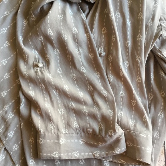 Torrid Harper Arrow Textured  Button Down Blouse 2 - Picture 9 of 10